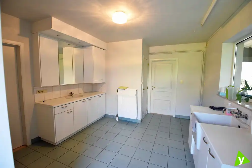Ruime woning nabij het centrum van Waarschoot foto 22