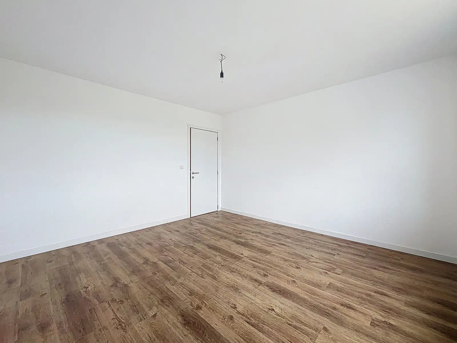 Instapklare gerenoveerde woning 3 slpks - tuin en garage foto 16