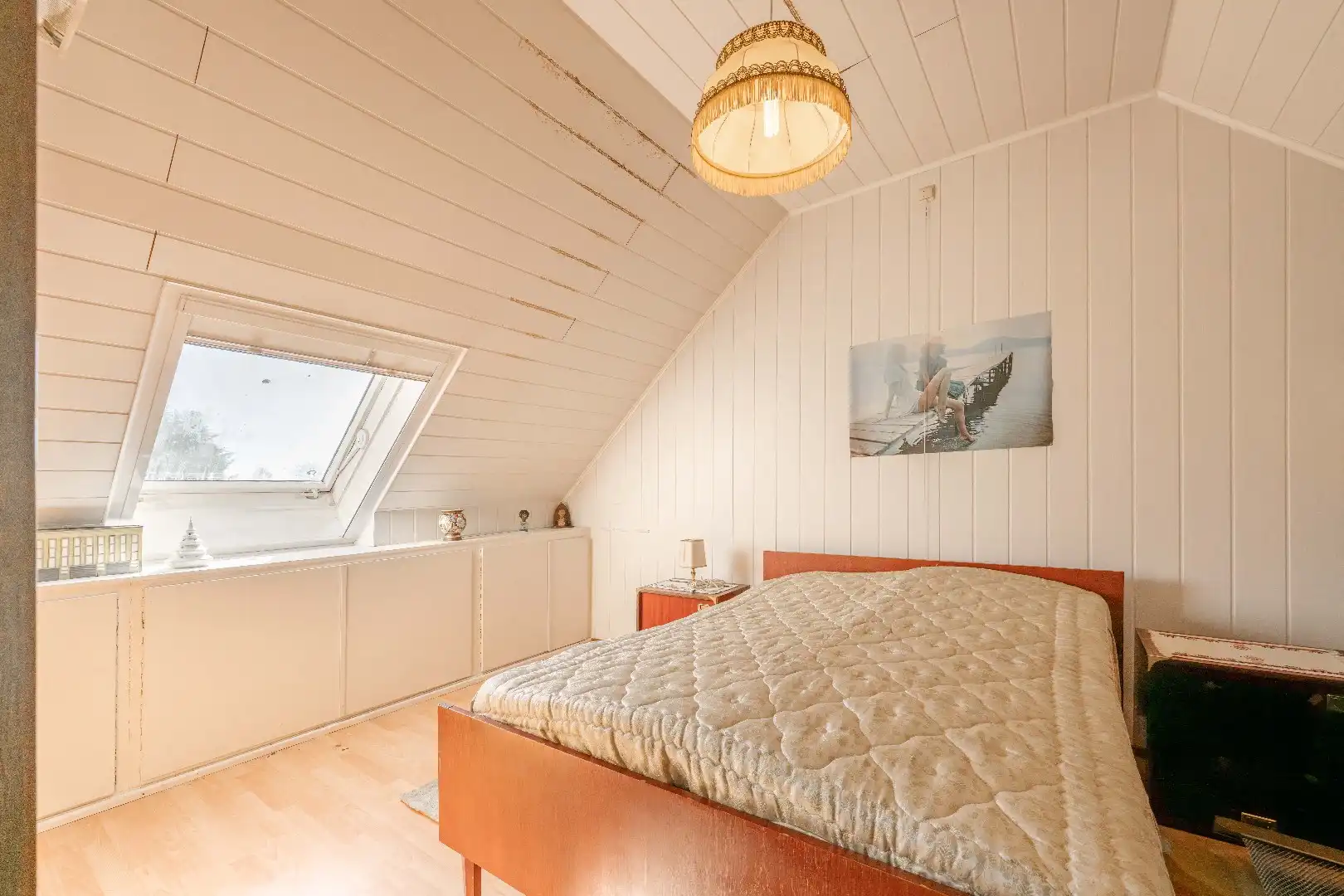 RUSTIG GELEGEN WONING MET DUBBELE GARAGE EN UITWEG!! foto 20