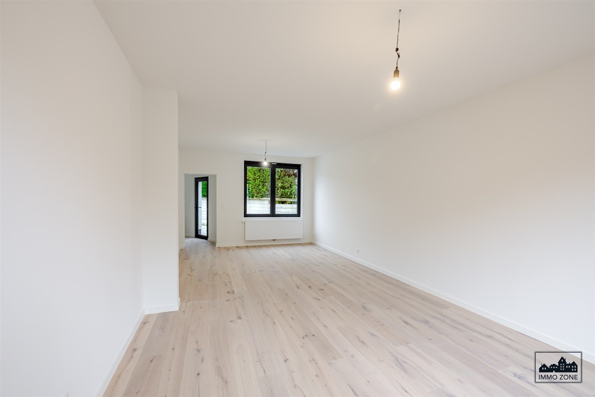 Recent & prachtig gerenoveerde woning in het landelijke Oudegem! foto 3