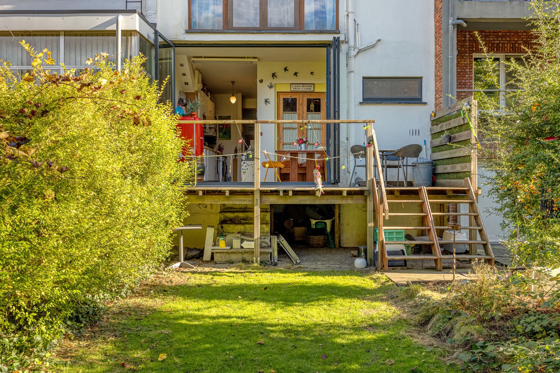 Uniek, goed gelegen appartement foto 6