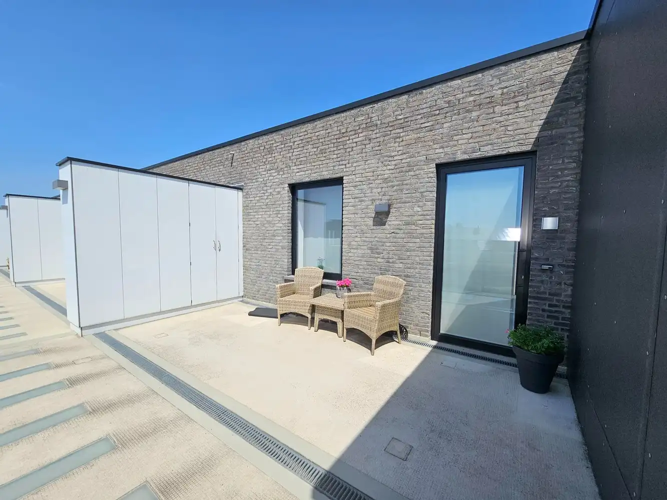 Appartement te huur foto 8