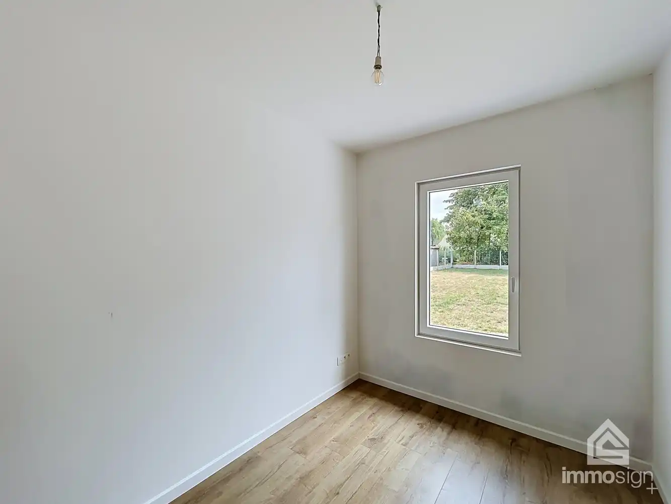 Gerenoveerde gelijkvloerse woning op ruim perceel in Peer! foto 12