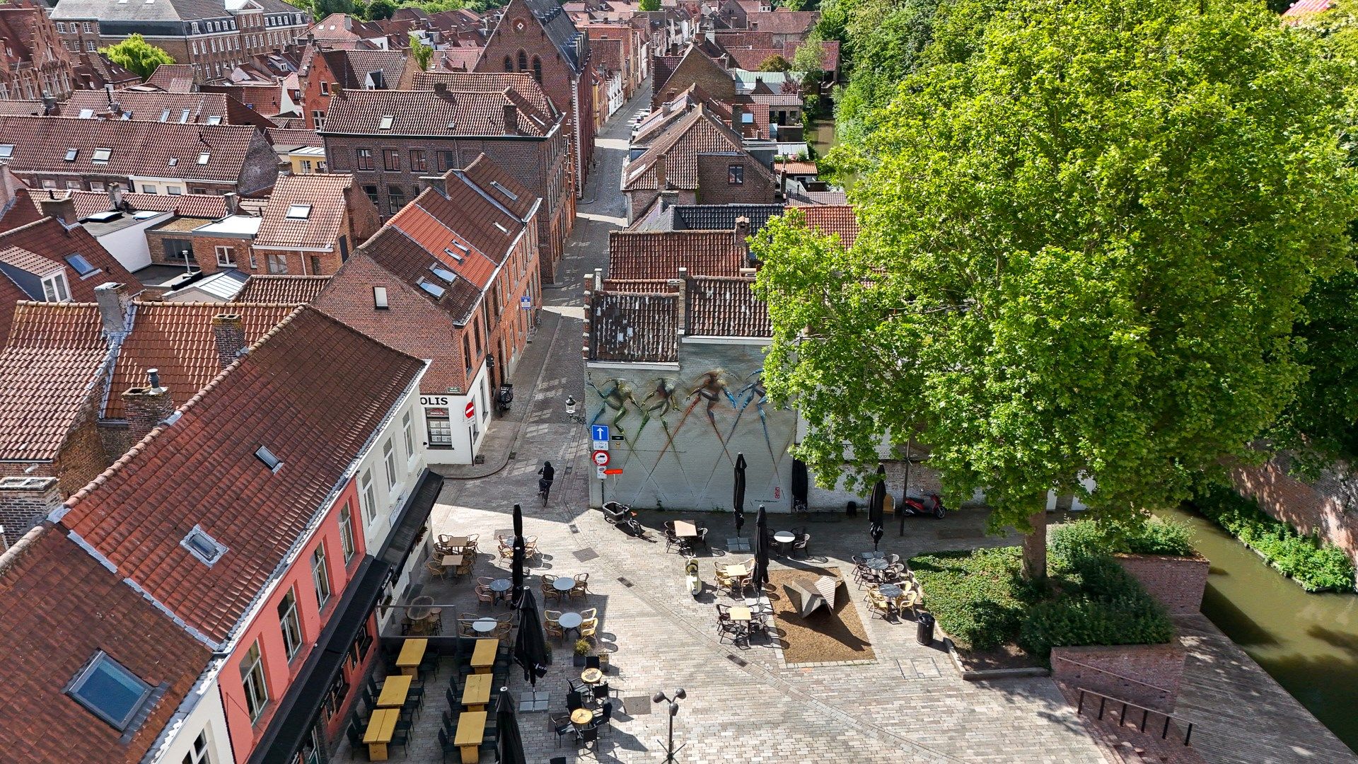 Leuke woning in het hart van de Brugse binnenstad foto 23