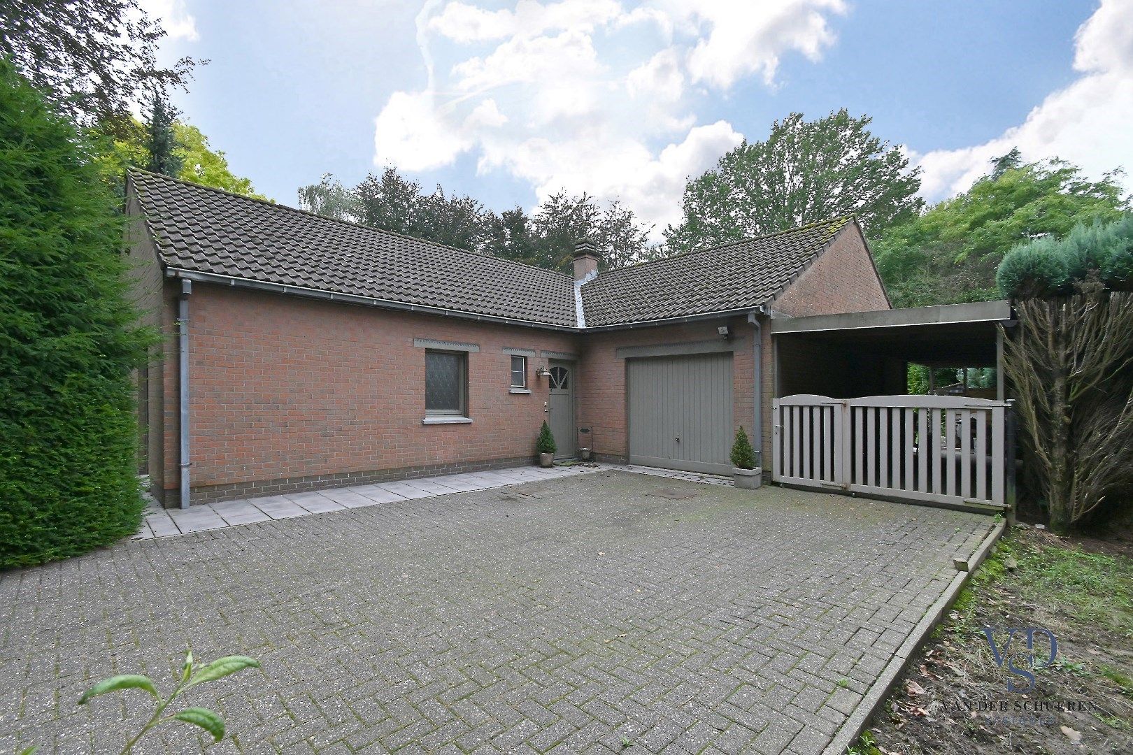 Tijdloze bungalow in de Warande te Gavere. foto 33