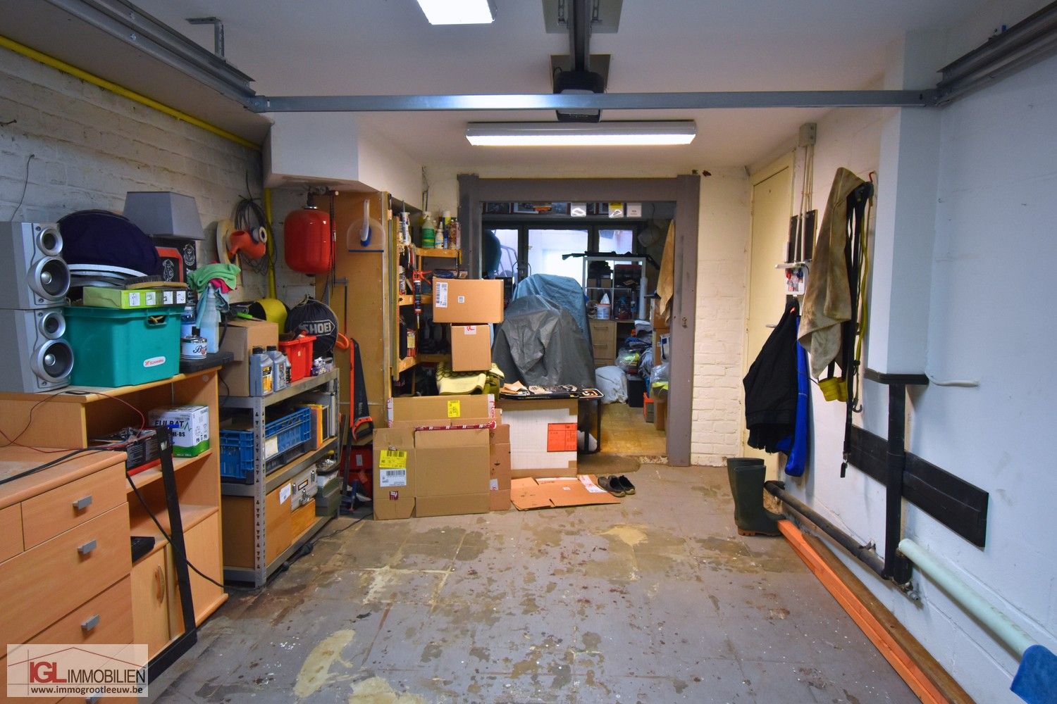 Goed gelegen rijwoning met 3 slaapkamers, tuin en garage foto 11