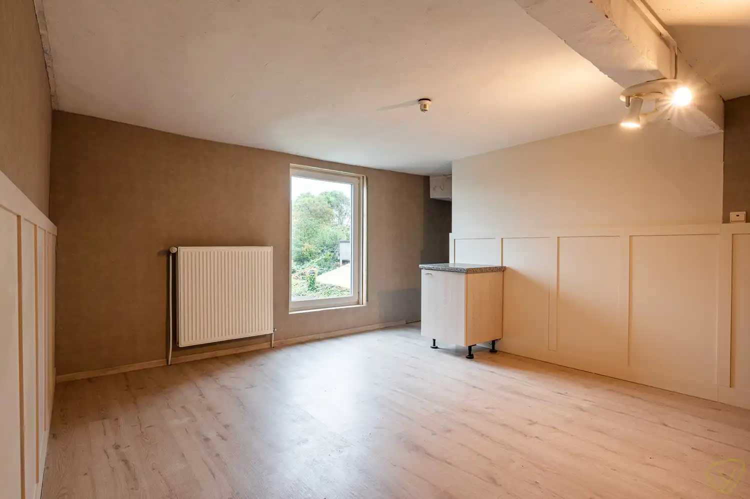 Statige woning met ruime tuin in het centrum van Kaprijke foto 11