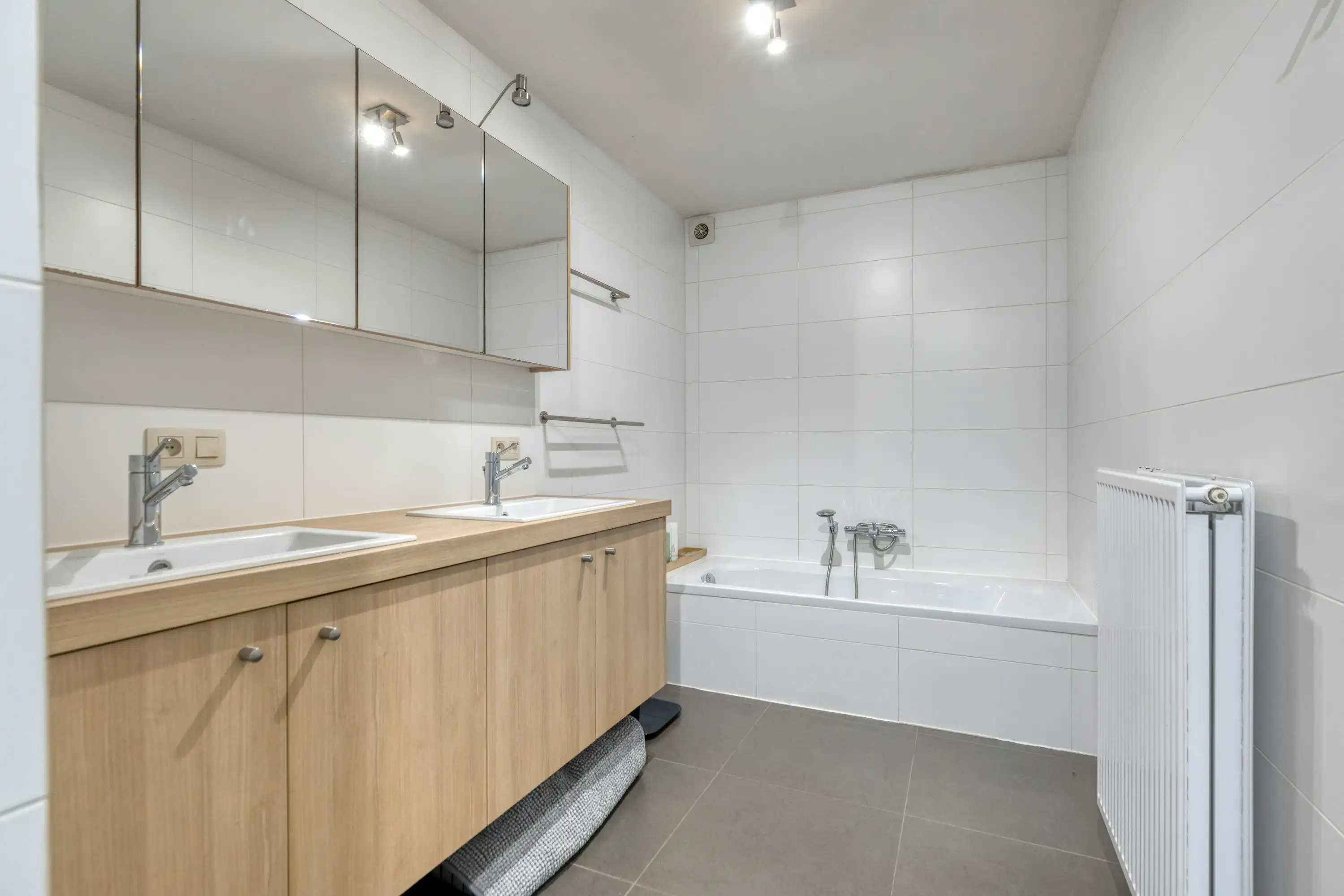 Rustig gelegen huis te koop nabij het centrum van Lichtaart foto 15