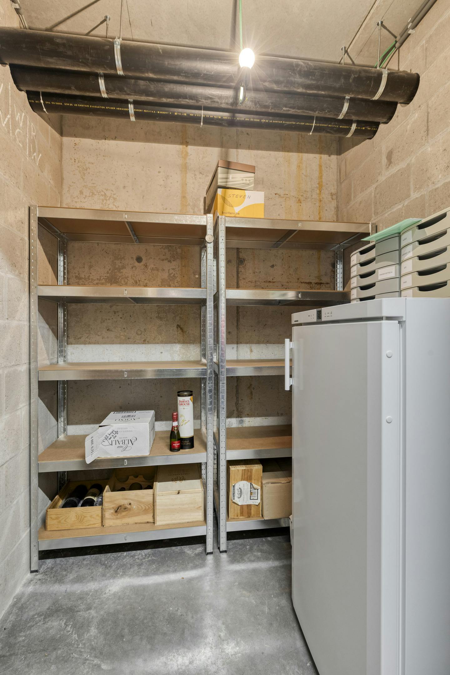 Uniek appartement met 2 slaapkamers en garage te koop in Eeklo foto 14