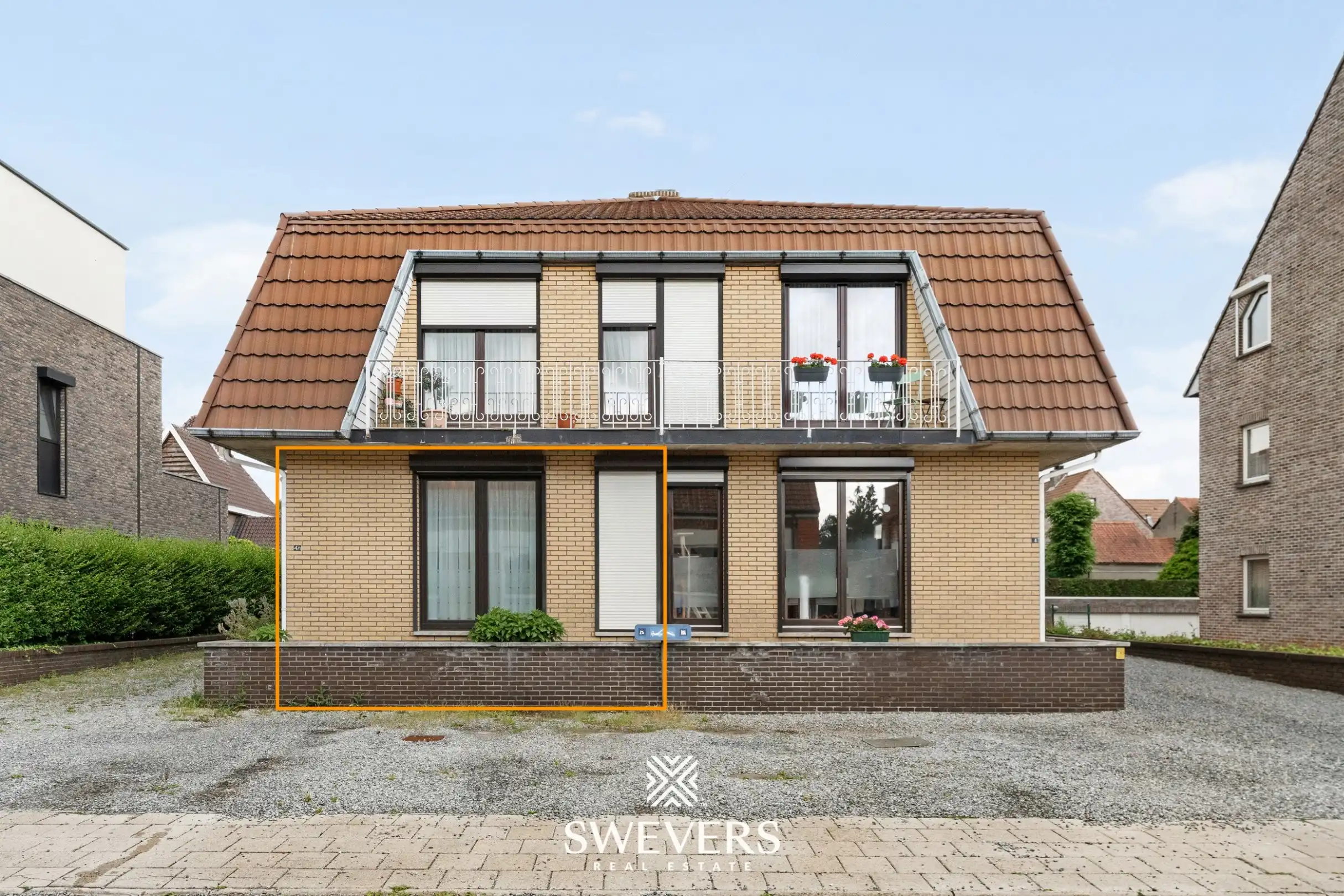 Instapklaar gerenoveerd appartement met 3 slaapkamers en een garage in centrum Houthalen foto 27
