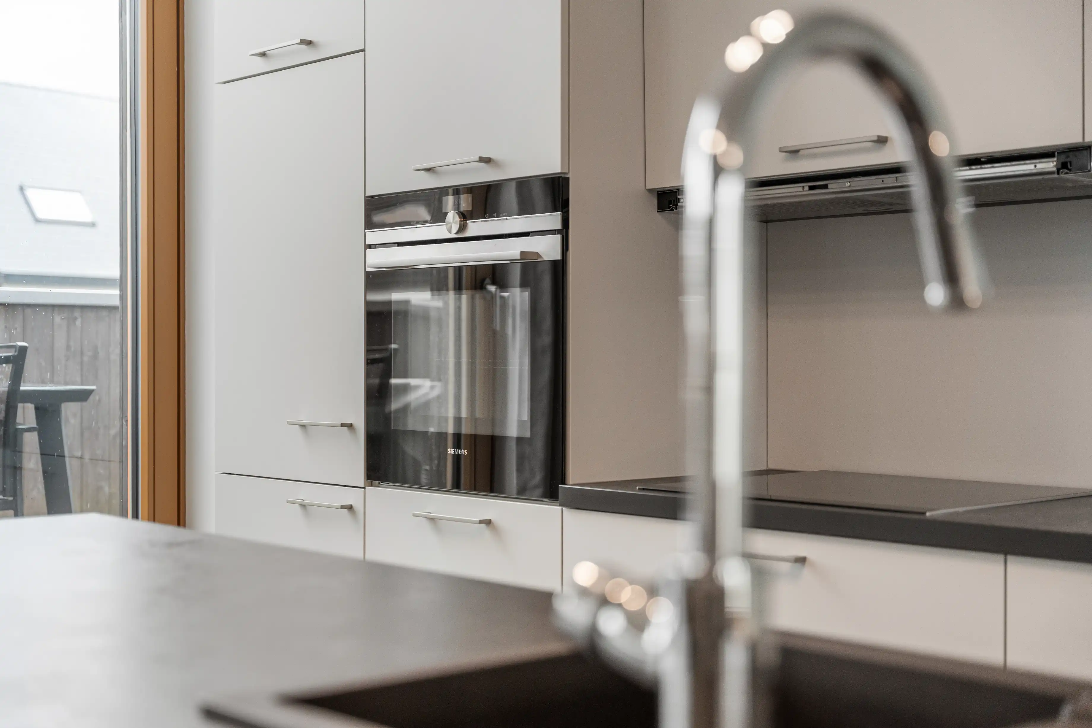 Duplex-appartement met 3 slp, zonneterras en 2 autostaanpl foto 7