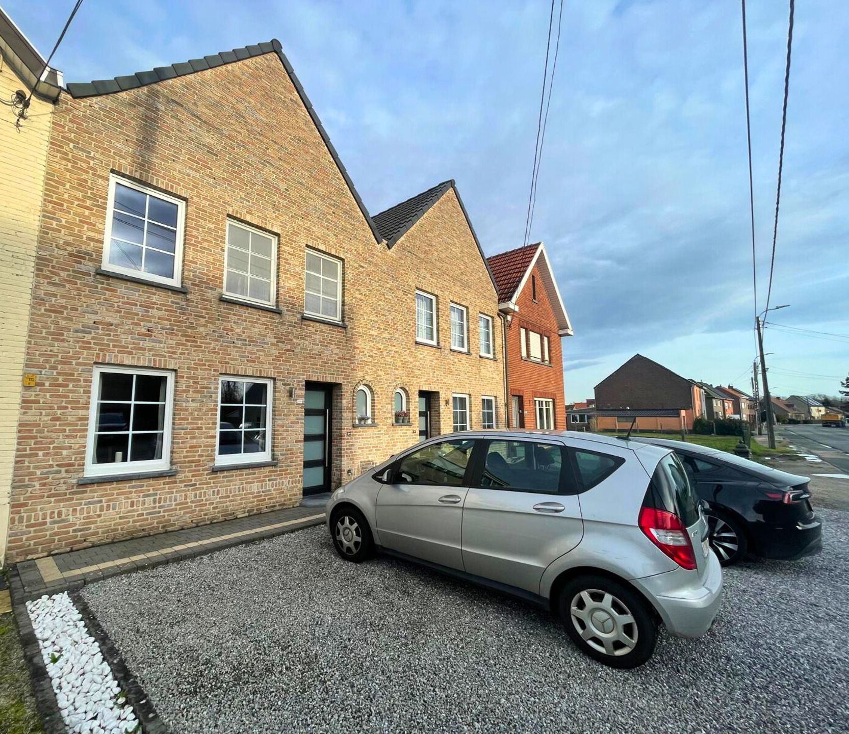 Instapklare rijwoning op centrale ligging  foto 2