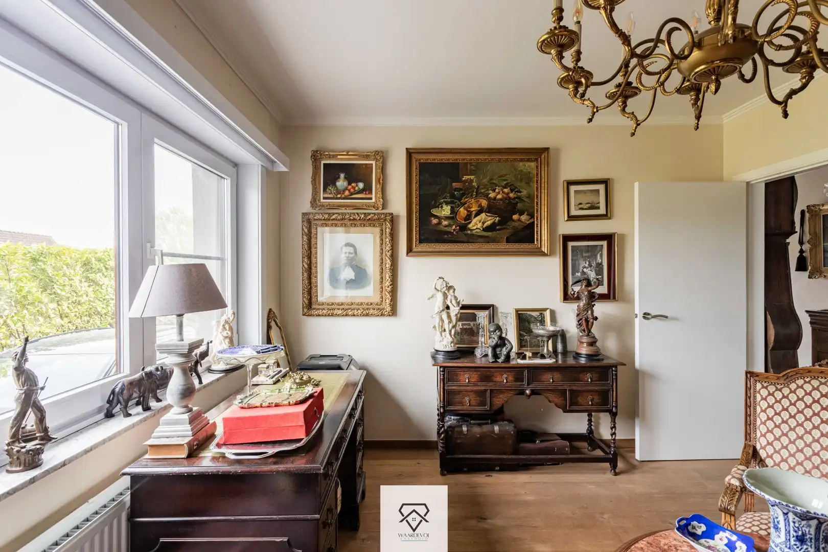 Uitstekend gelegen bungalow met ruimte en potentieel te Drongen foto 14