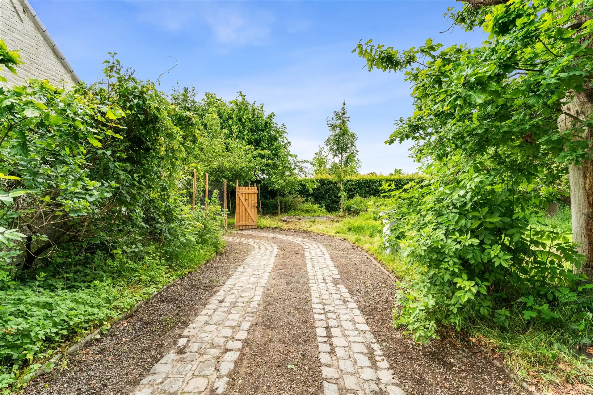 Charmante L-woning in het groene Oosterzele foto 27