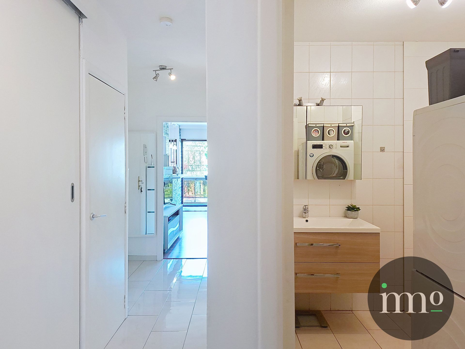 Instapklaar 1-slaapkamerappartement met zonnig terras foto 13