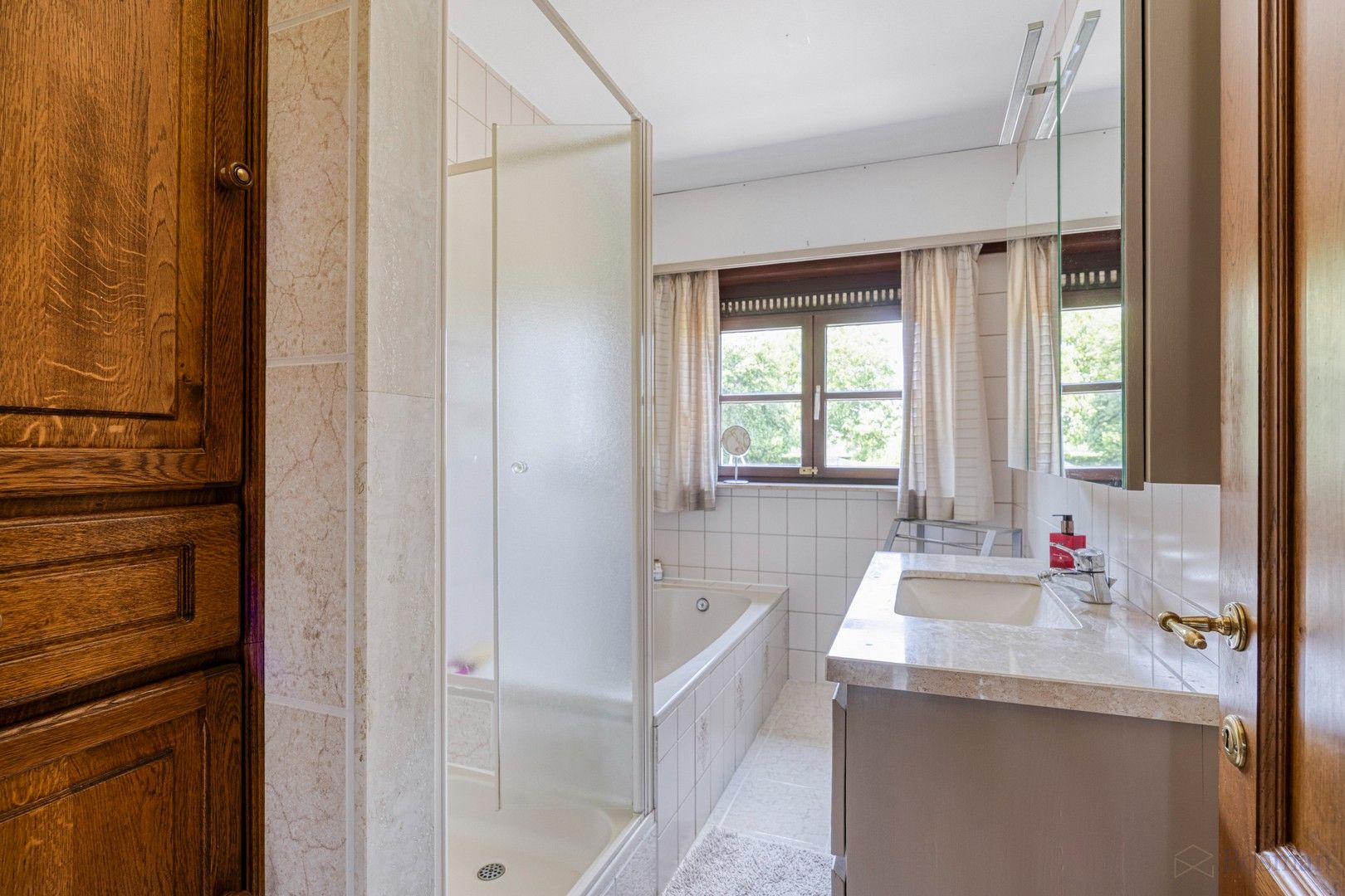 Woning met prachtige tuin te koop in Laakdal foto 18
