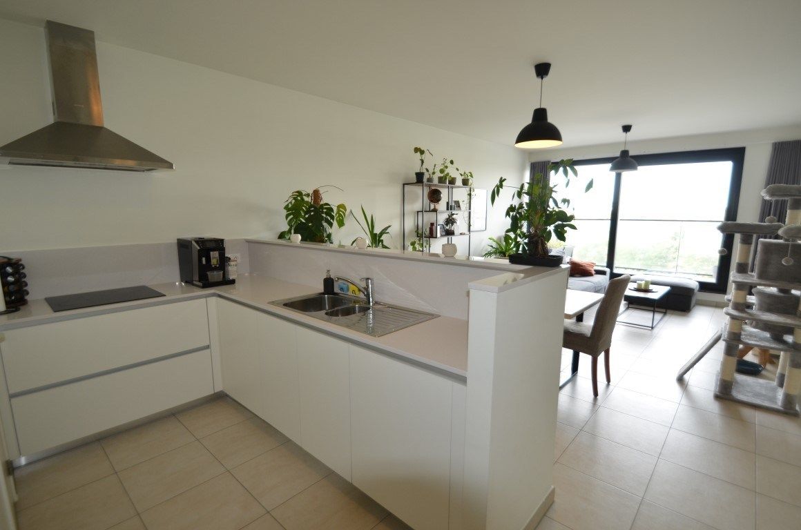 Appartement met 2 slpks en autostandplaats foto 5