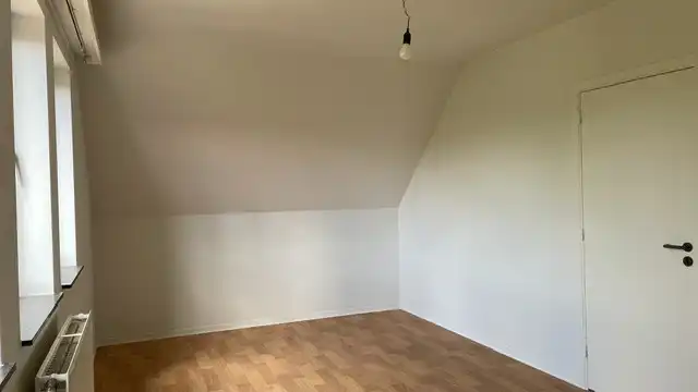 Ruim gerenoveerd appartement met 3 slaapkamers in half open bebouwing te Lier, duplex, 140m², 1 badkamer, gerenoveerd in 2026 foto 10