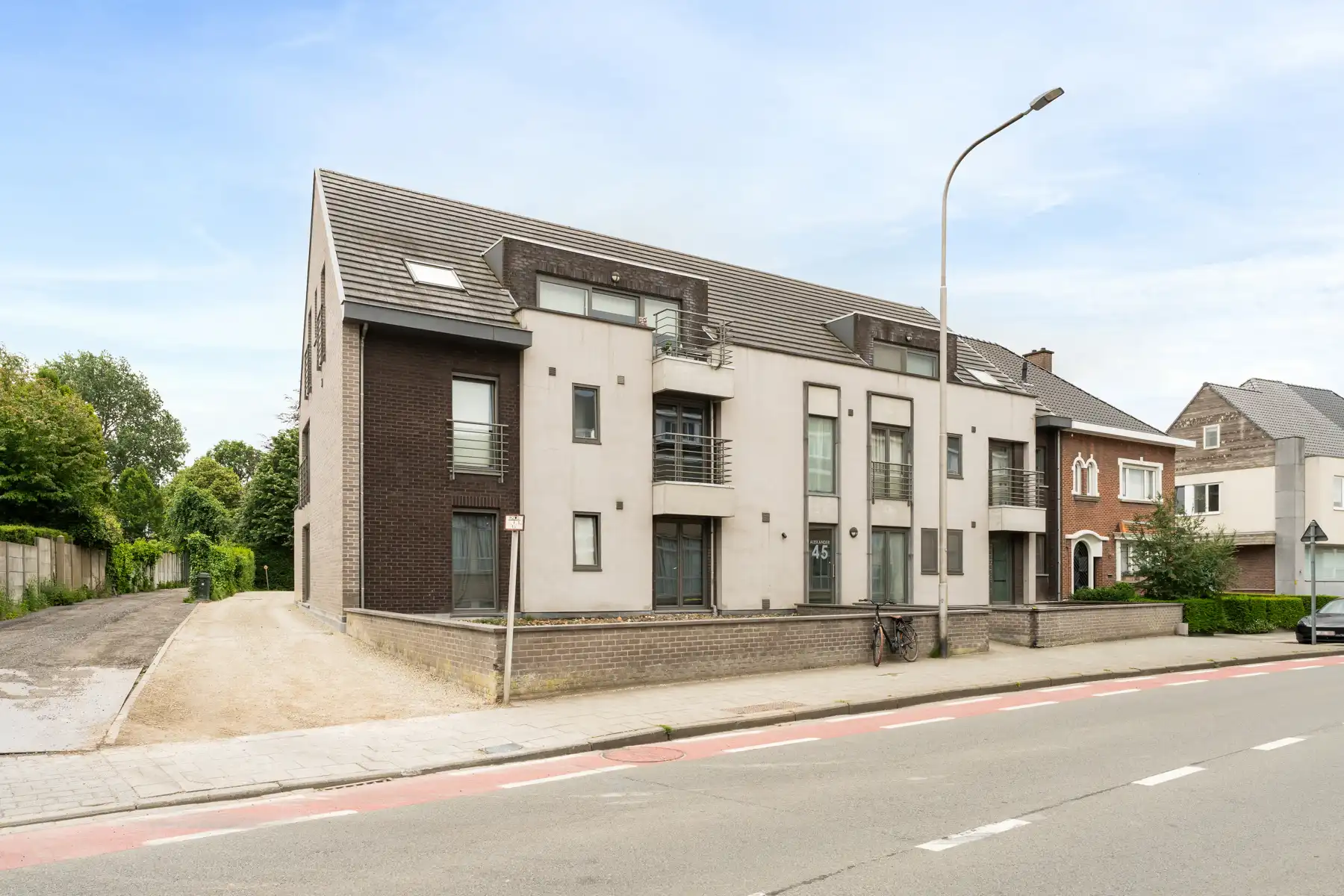 Gelijkvloers appartement met terras en autostaanplaats  foto 6