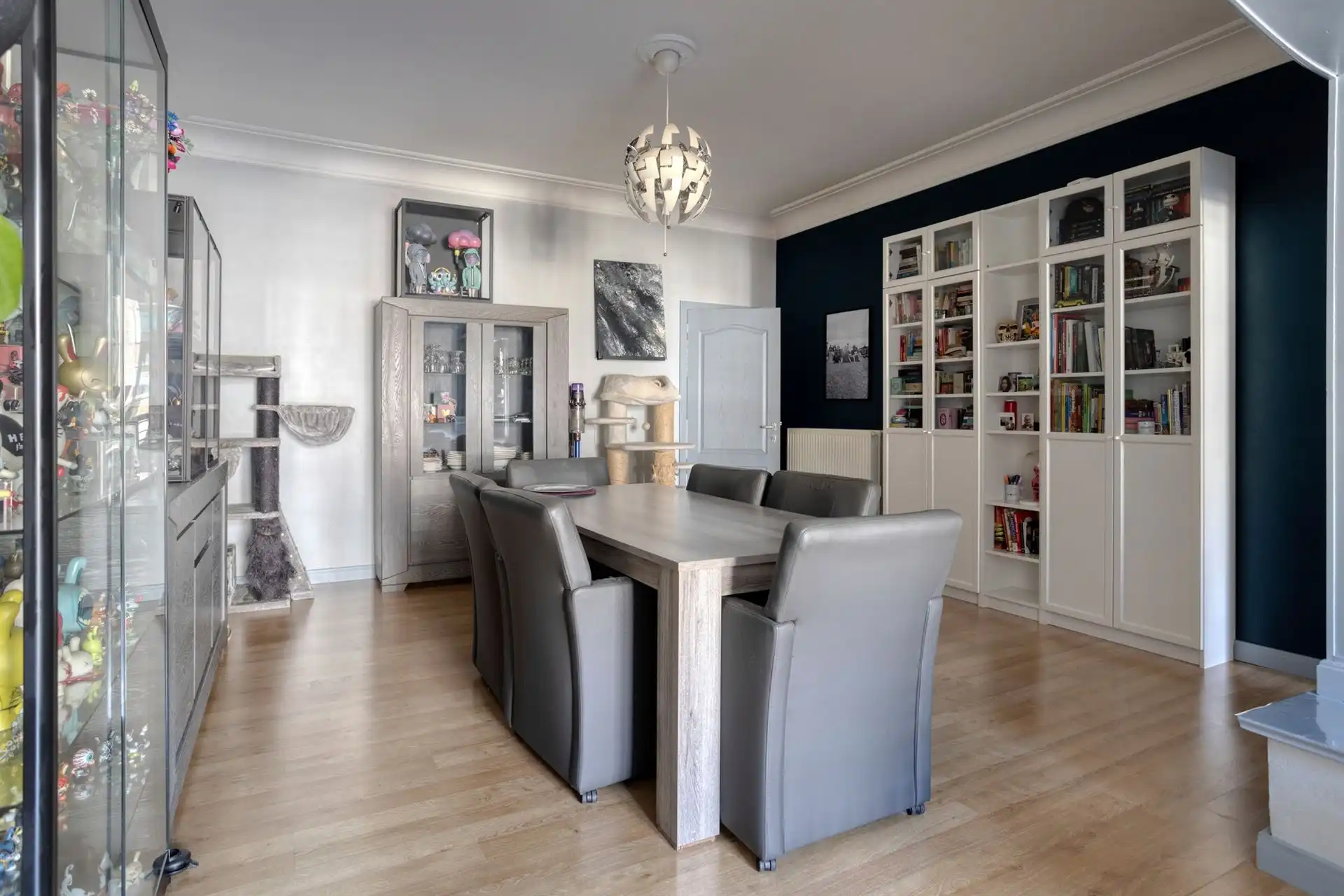 Instapklaar appartement met 2 slaapkamers en ruim terras foto 7