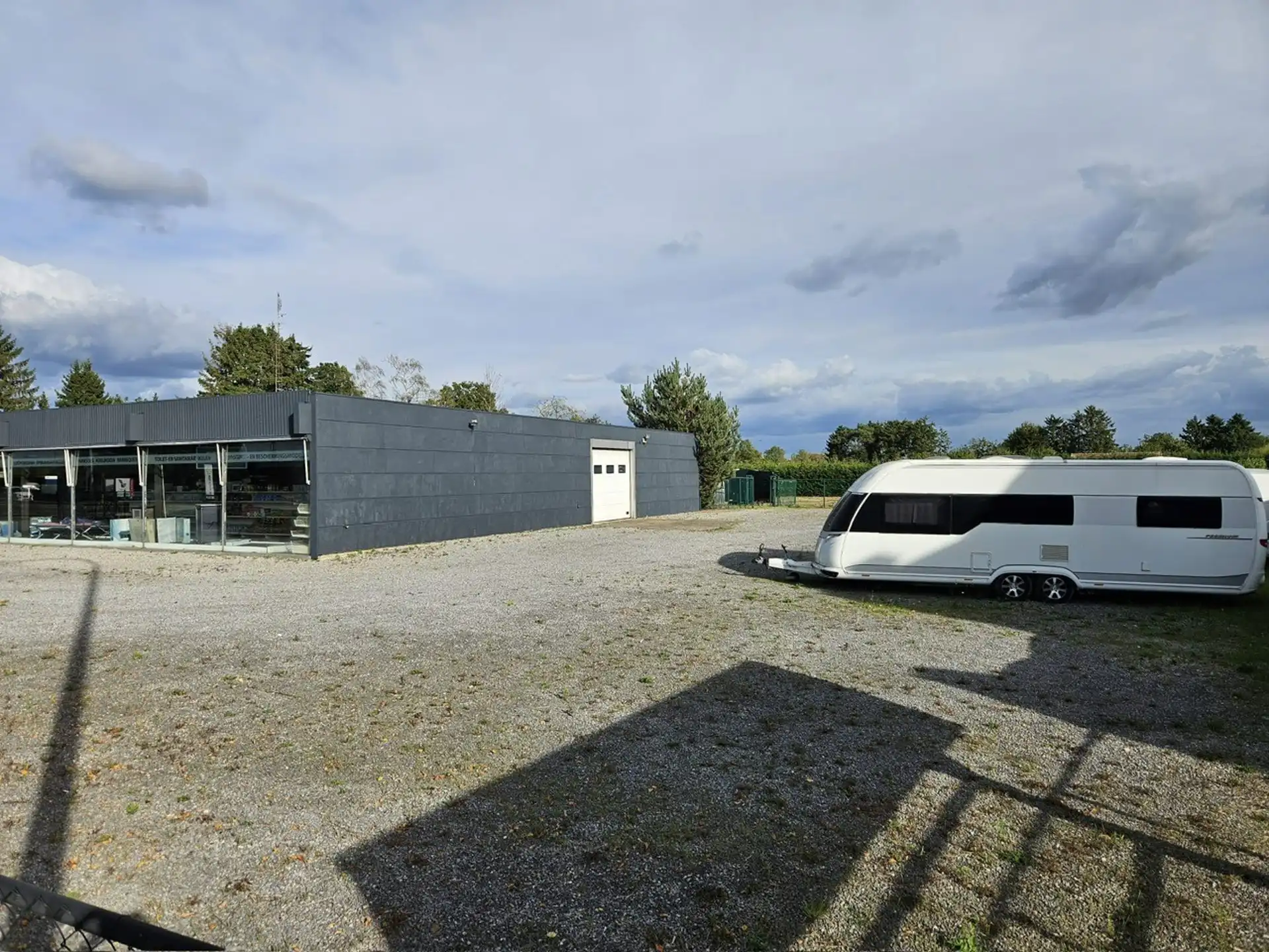 Te koop: commercieel gebouw of projectlocatie in Dilsen-Stokkem foto 12