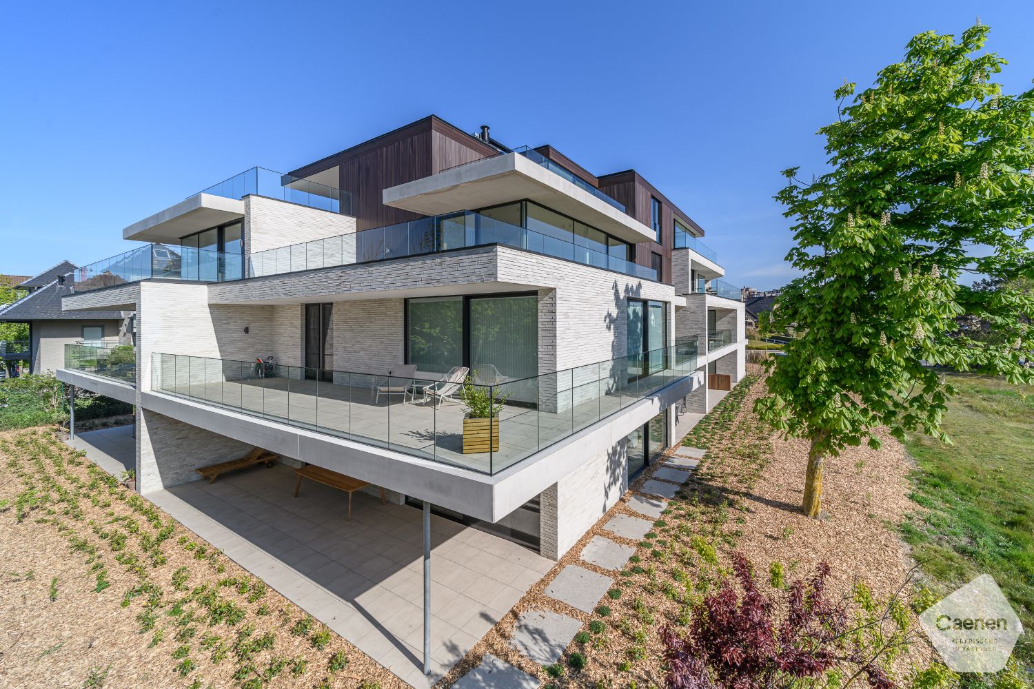 Exclusief nieuwbouwappartement – instapklaar en uniek gelegen aan natuurreservaat Houtsaegerduinen foto {{pictureIndex}}