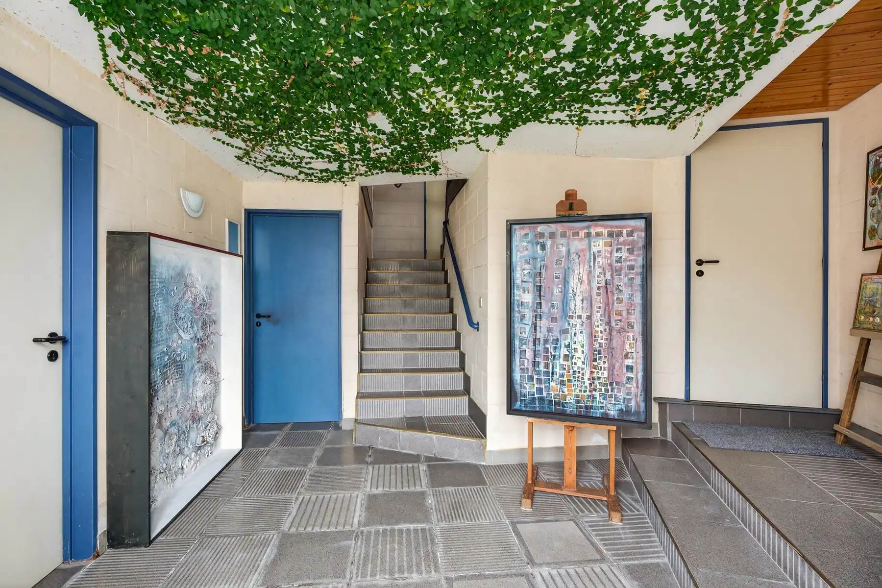 Ruime bel-étage met 4 slaapkamers en groen uitzicht foto 3