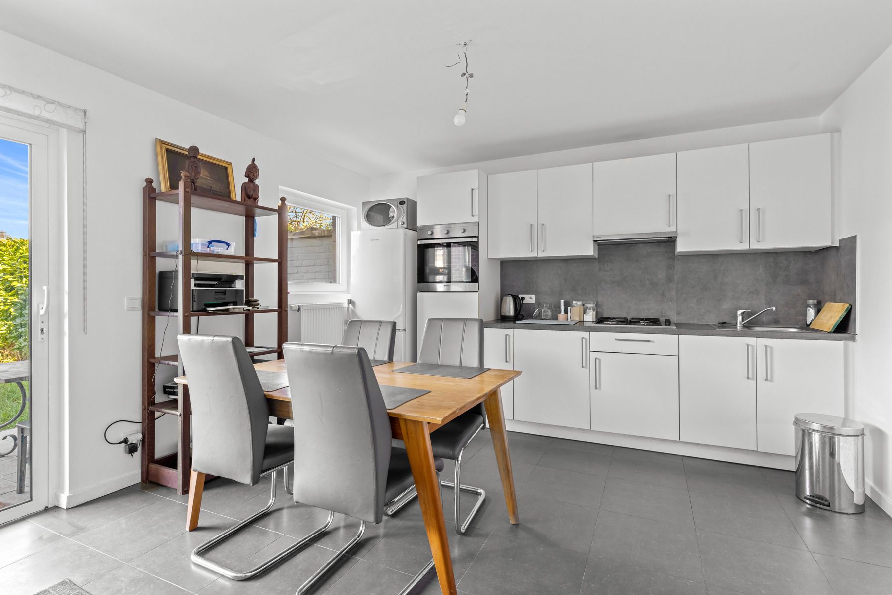 Gezellig 1-slaapkamer appartement met privétuin + staanplaats foto 4