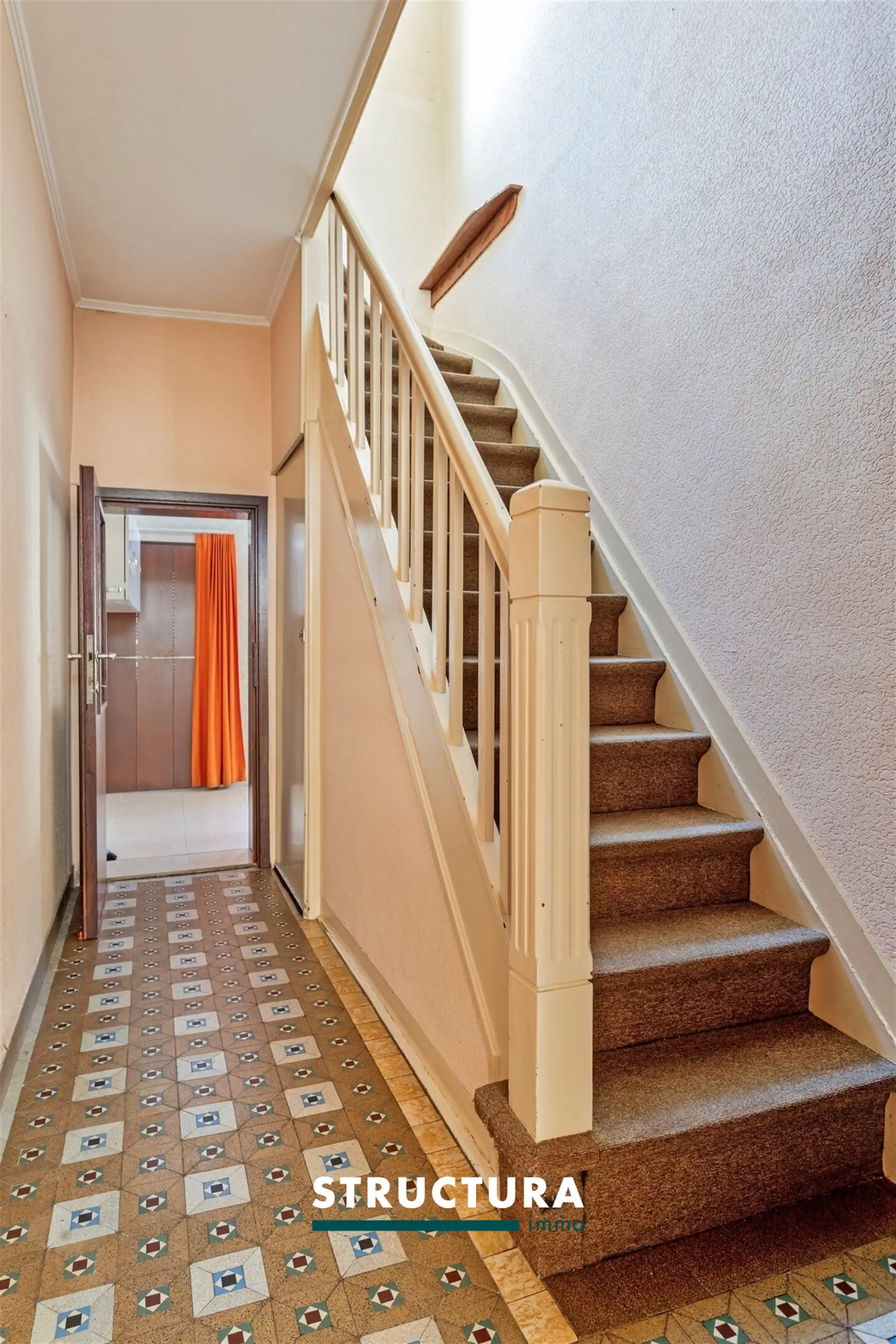 Woning met potentieel en uitzicht op de velden foto 11