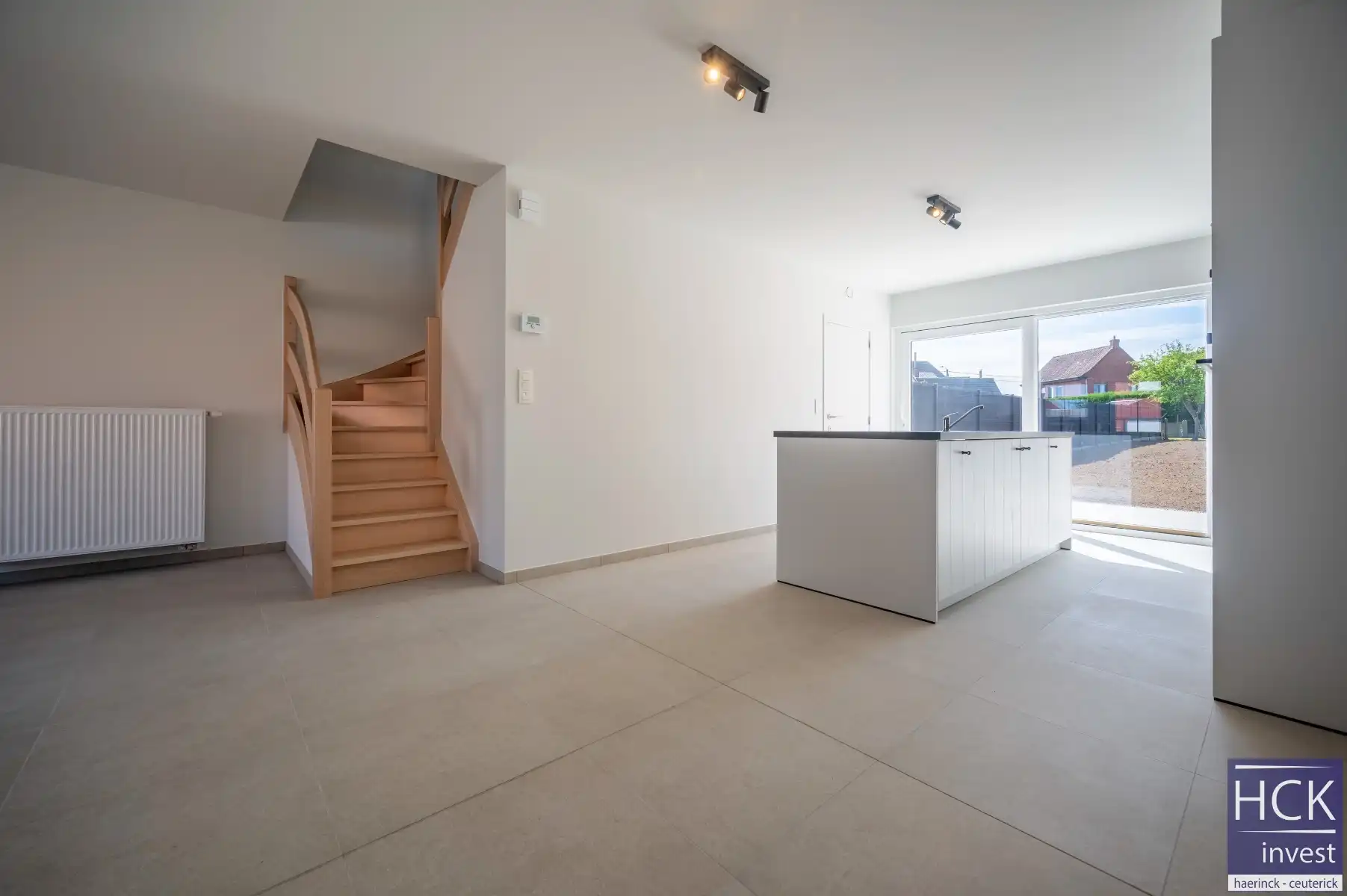 OTEGEM - Landelijke nieuwbouwwoning met 3 SLPK. op zuidgericht perceel! foto 5