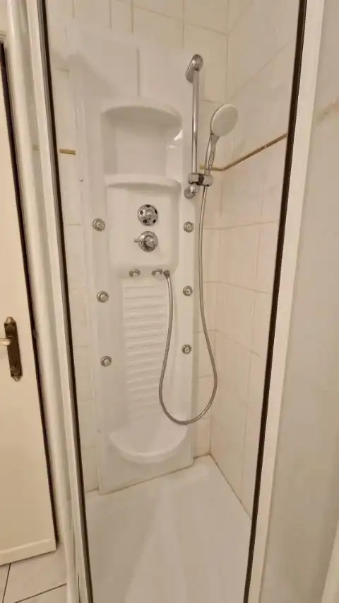 Praktisch ingericht en ruim APPARTEMENT met 2 slaapkamers, mooie leefruimten en garage in centrum van Tienen. foto 21