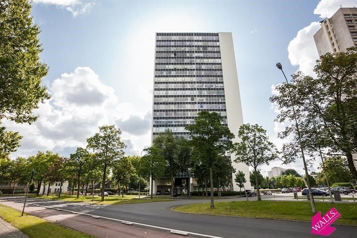 Vernieuwd en instapklaar appartement (130 m²) op de 12de verdieping van Residentie 'Panorama Tower'! foto 4