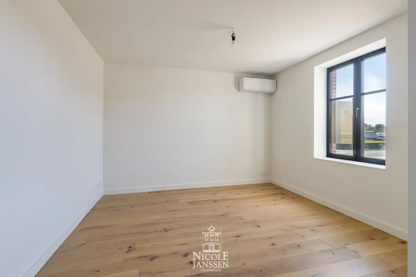 Nieuwbouwwoning van 216m² foto 21