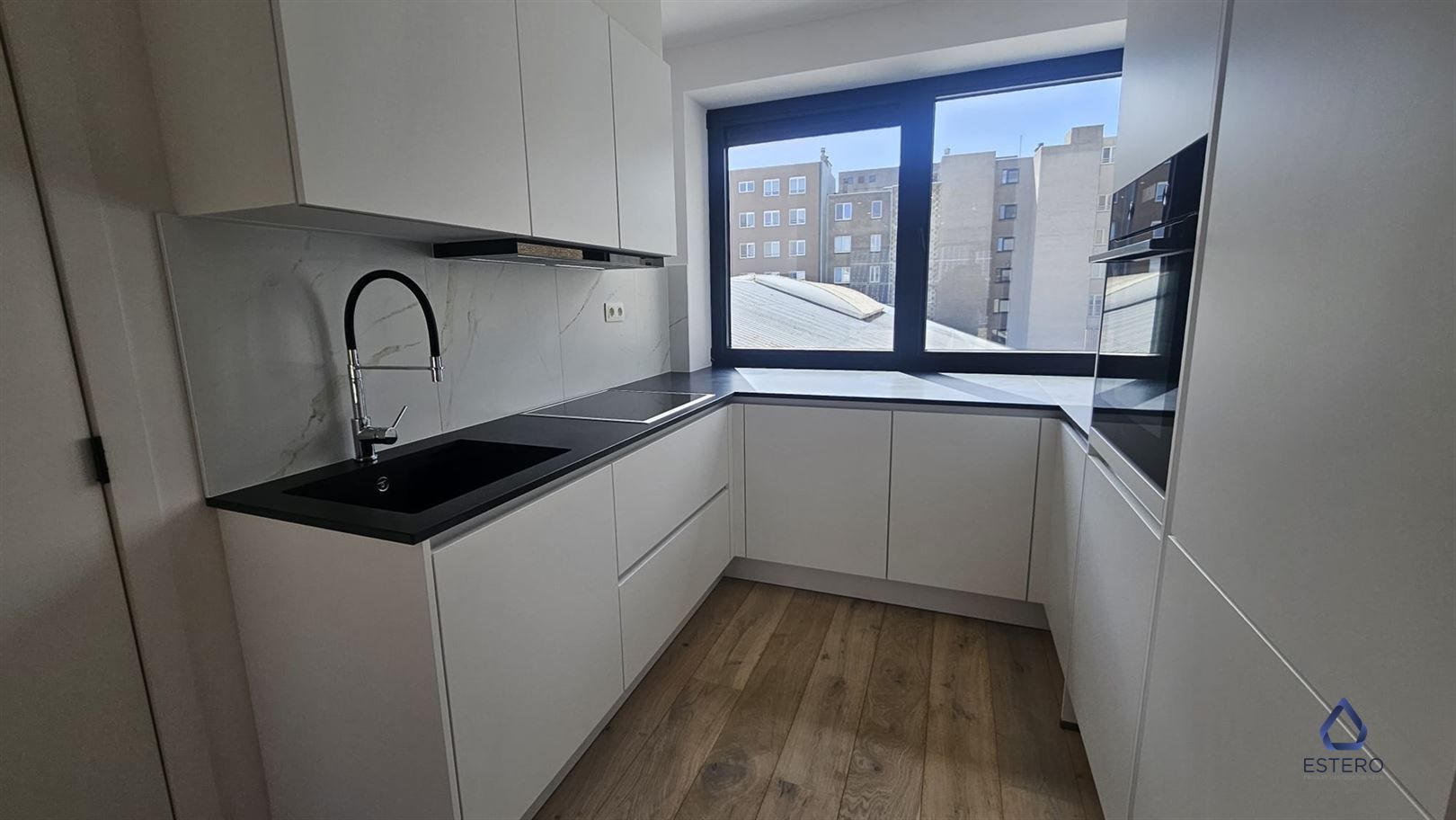 Gezellige studio met terras in hartje Oostende foto 4