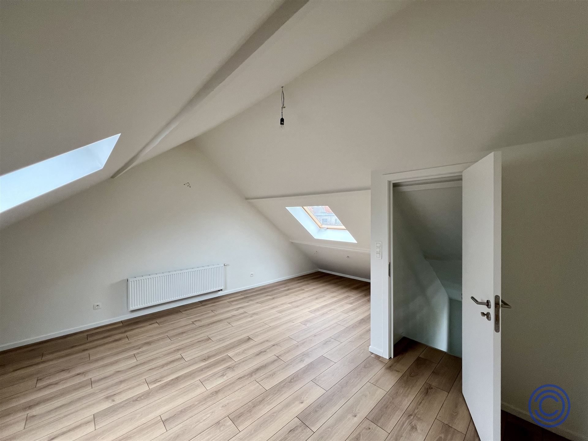 Prachtig gerenoveerde 1-slpk duplex! foto 11