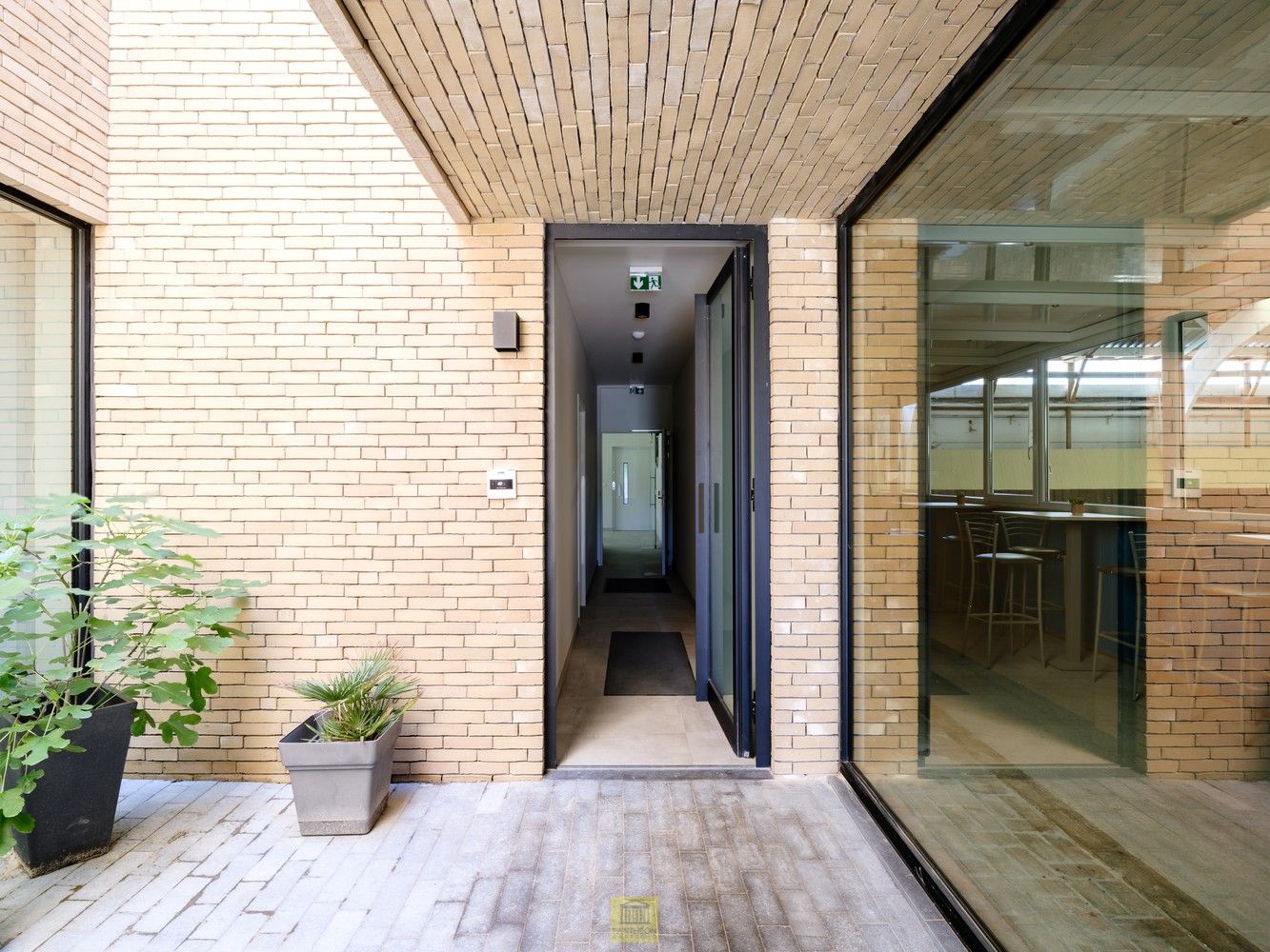 Uitzonderlijk pand - manege met gastenverblijf foto 15