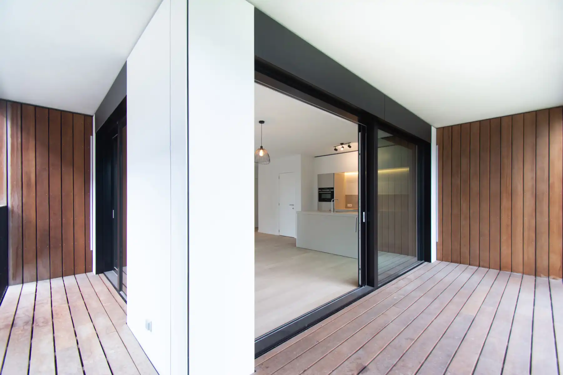 Uniek 2 slpk appartement met 2 terrassen (Nieuw Zuid) foto 6