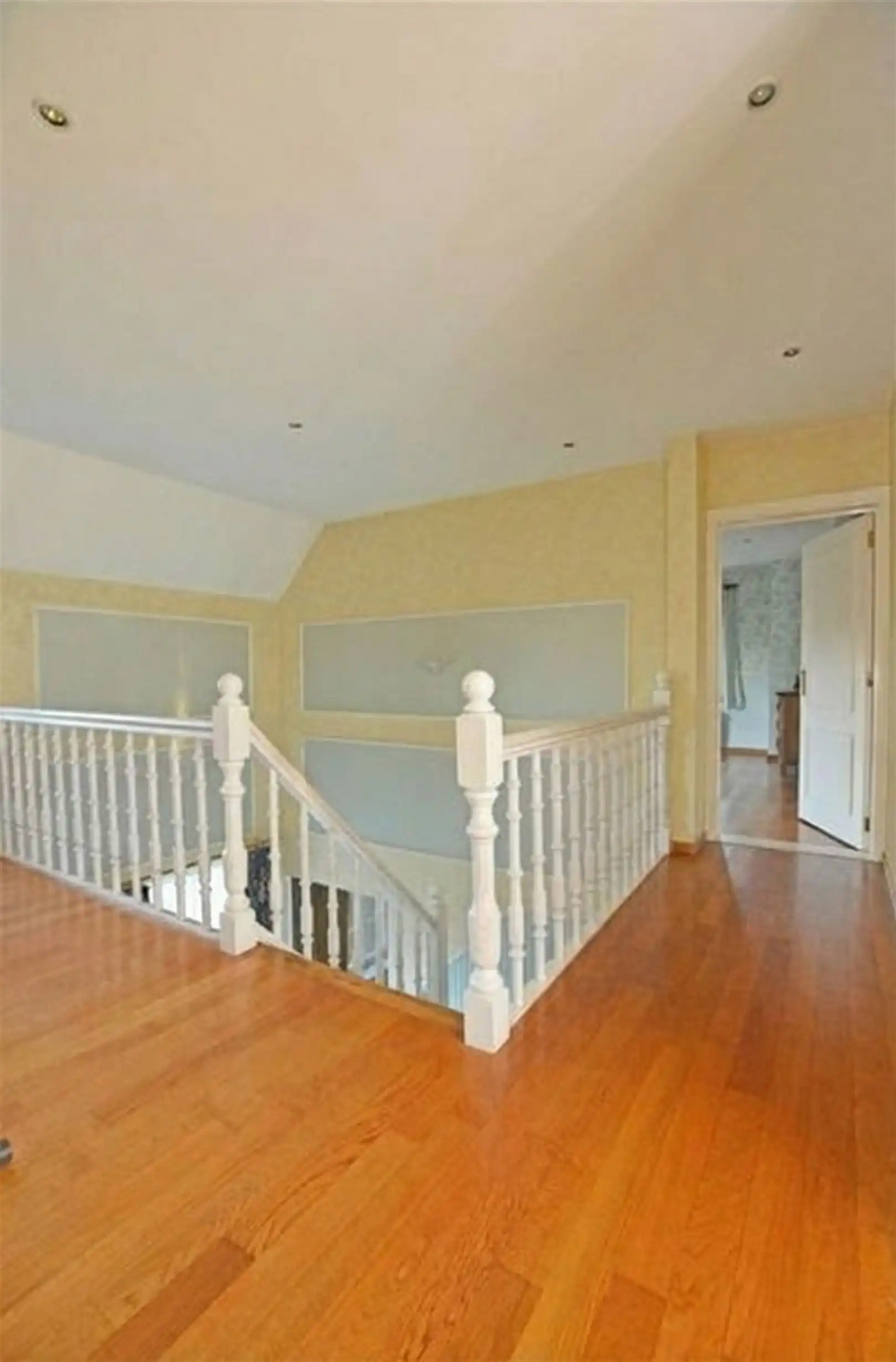 Tijdloze residentiële villa in doodlopende straat foto 20