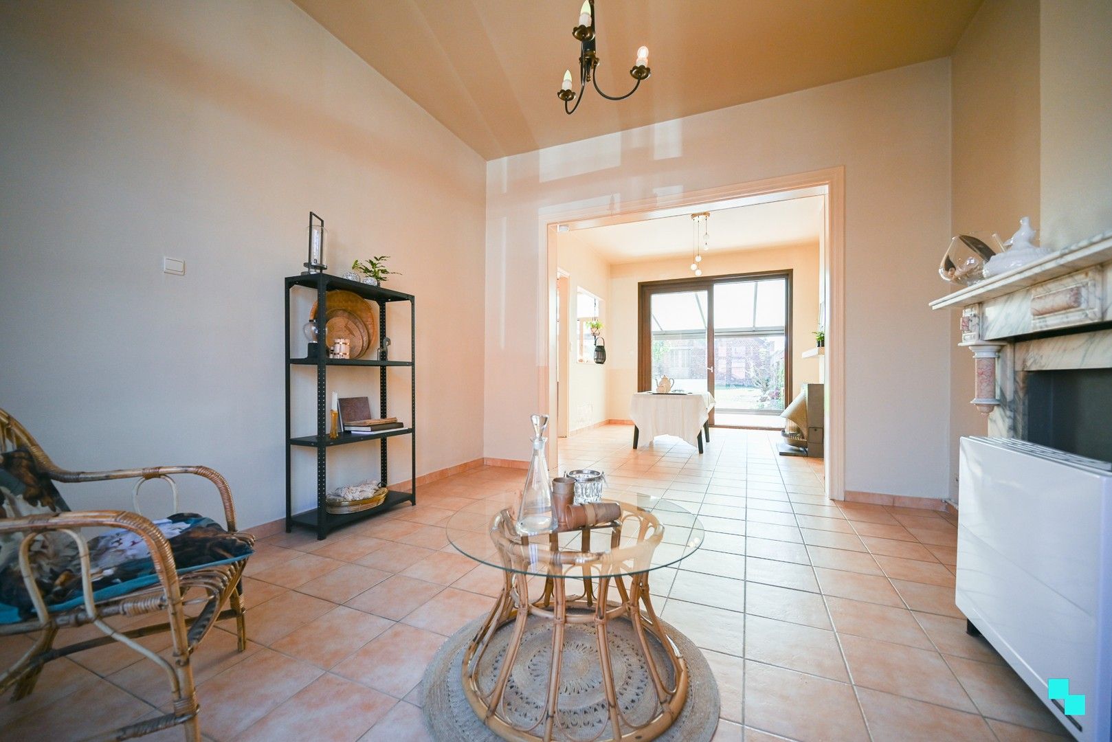 Karaktervolle charmewoning in hartje Izegem foto 5