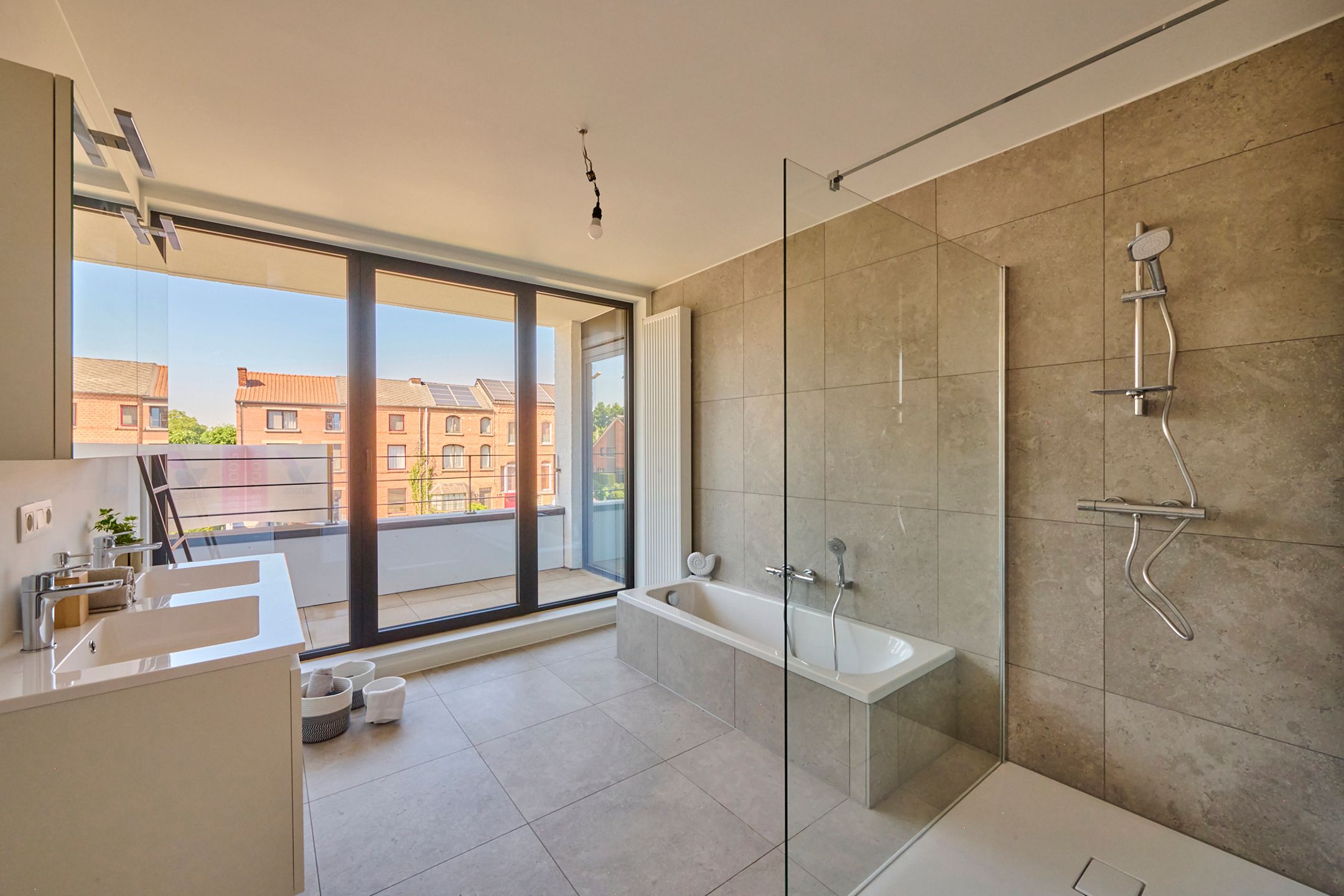 Volledig vernieuwd appartement (127m²) + zuidgericht terras foto 15