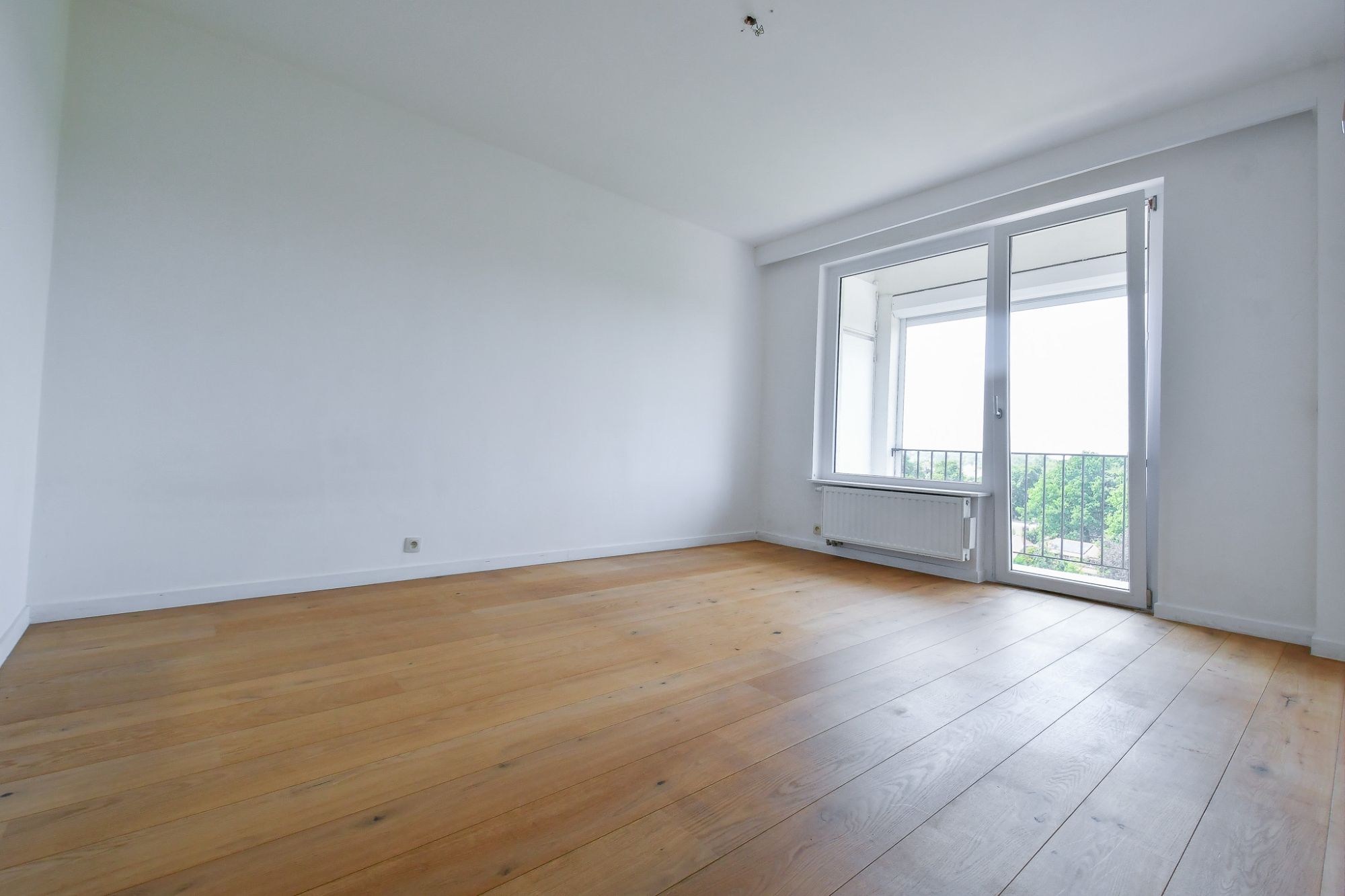 RUIM WOONAPPARTEMENT met PANORAMISCH ZICHT, 2 SLPKS en 2 TERRASSEN foto 11