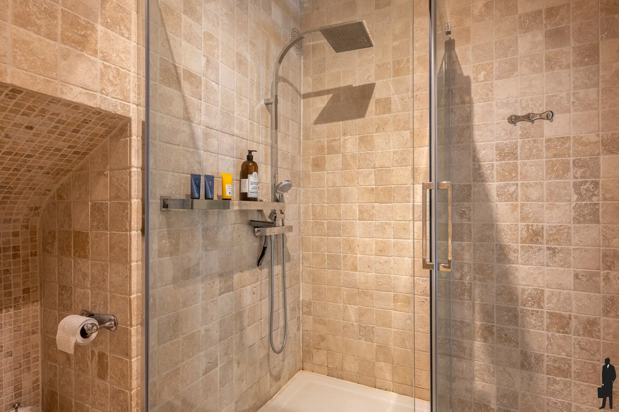 Tijdloze villa met 5 slks, 2 bdks en buitenzwembad foto 23