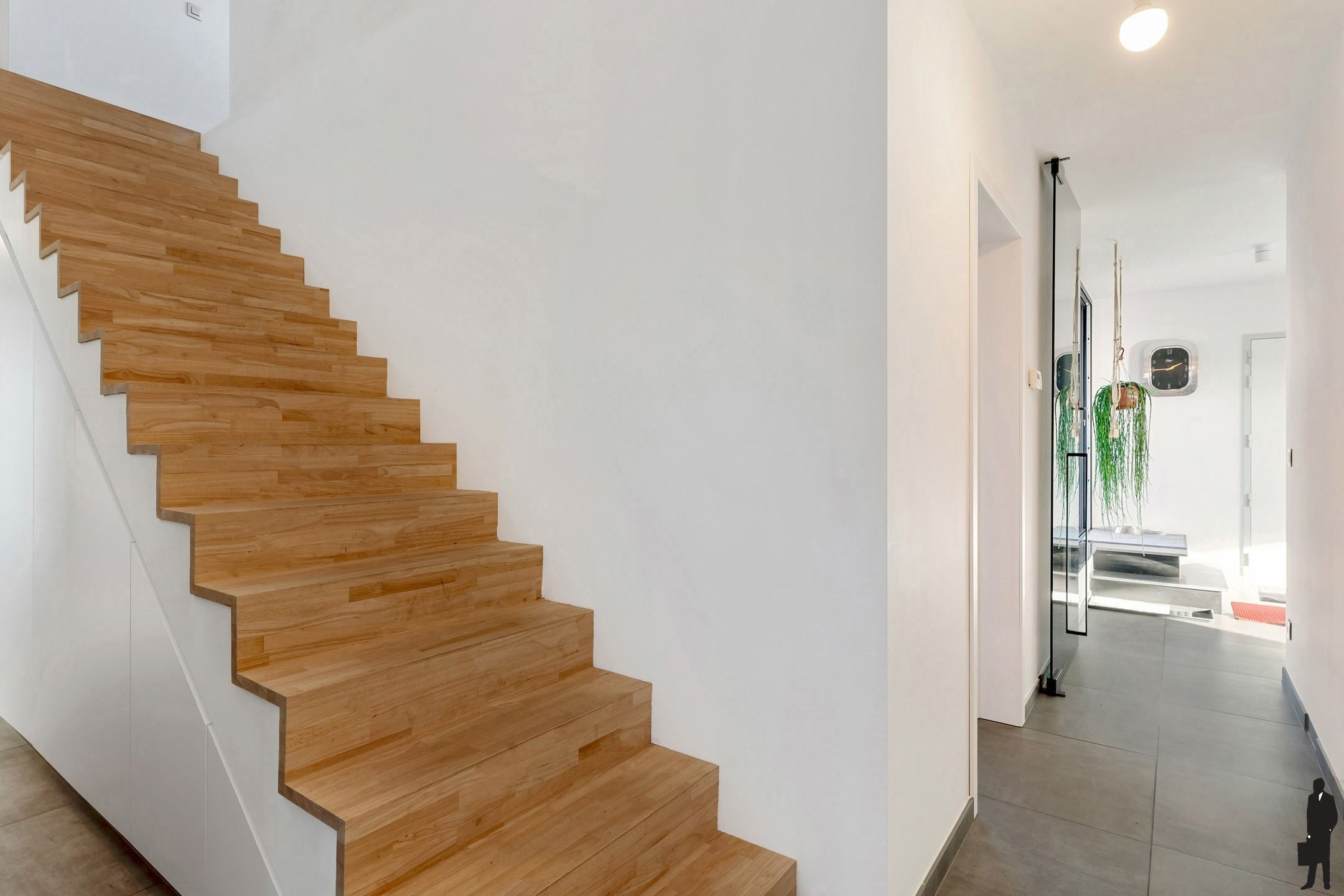 Uniek commercieel eigendom en hoogwaardig duplex appartement foto 18