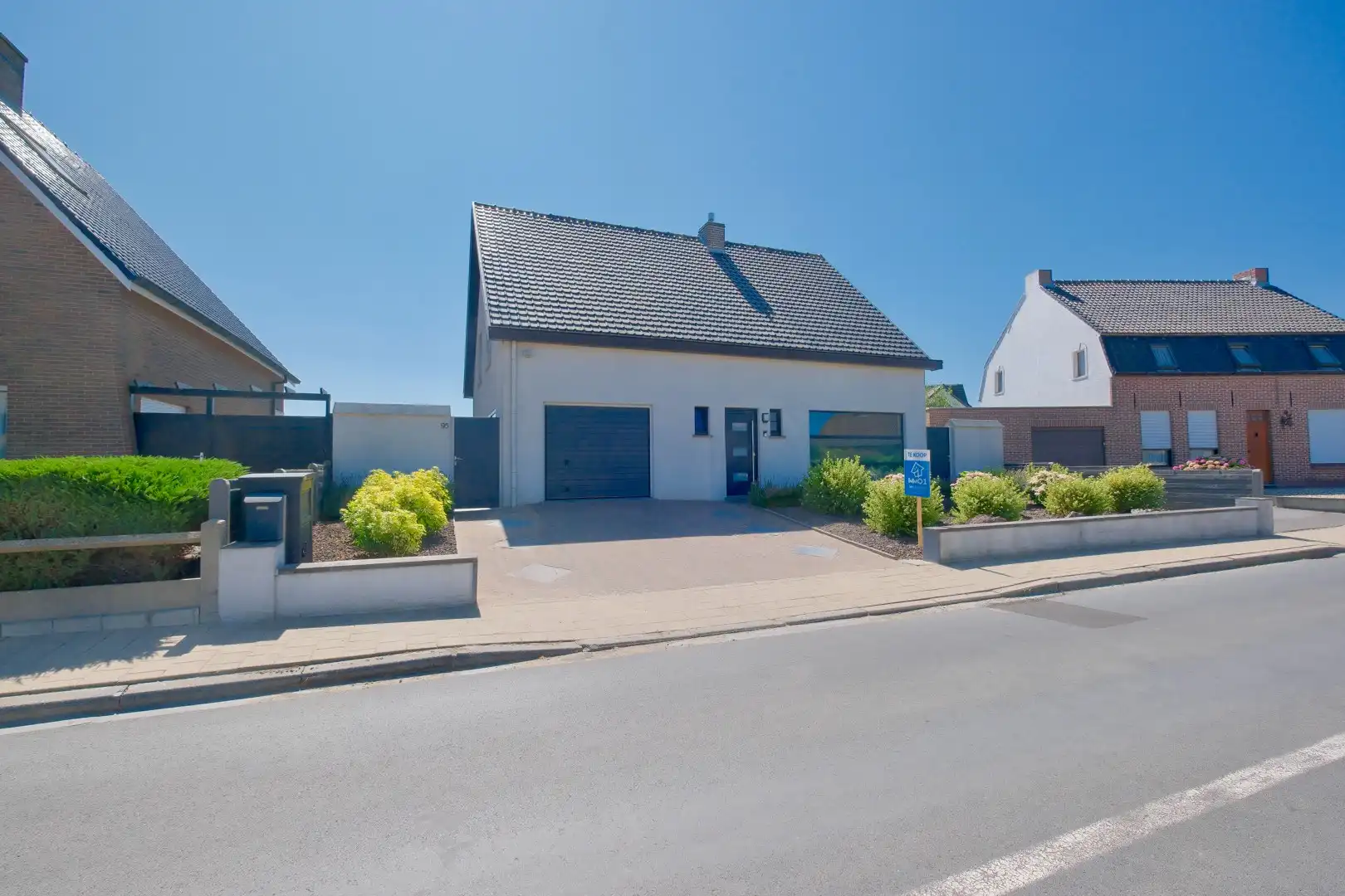 LICHTERVELDE - Open bebouwing met 2 slpks en garage op perceel van 486 m² foto 2