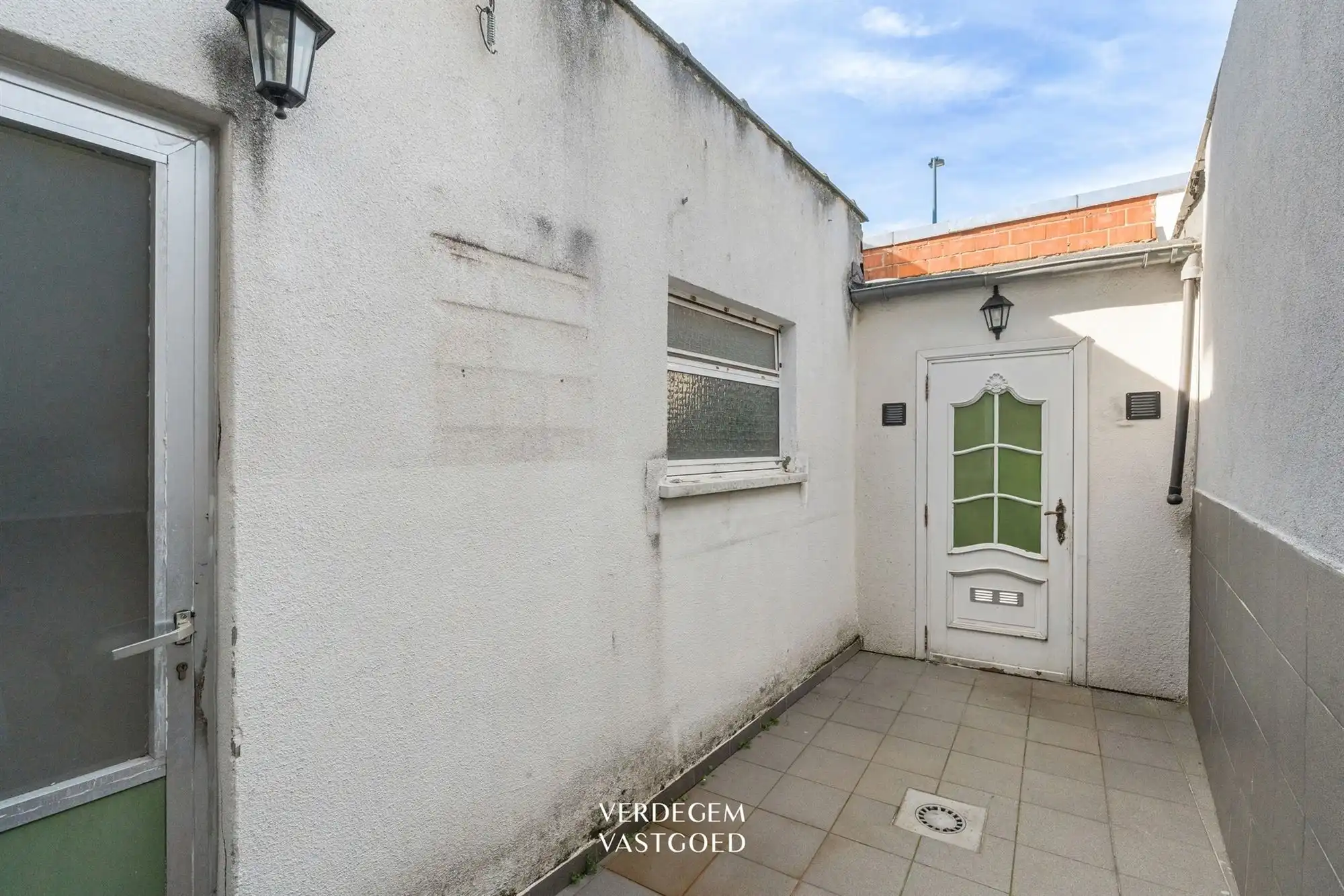 Instapklare woning met grote leefruimte en vier slaapkamers foto 14