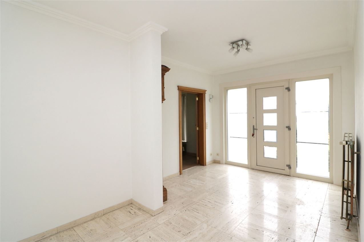 label C, nabij station, volledig vernieuwd in 2016 foto 8