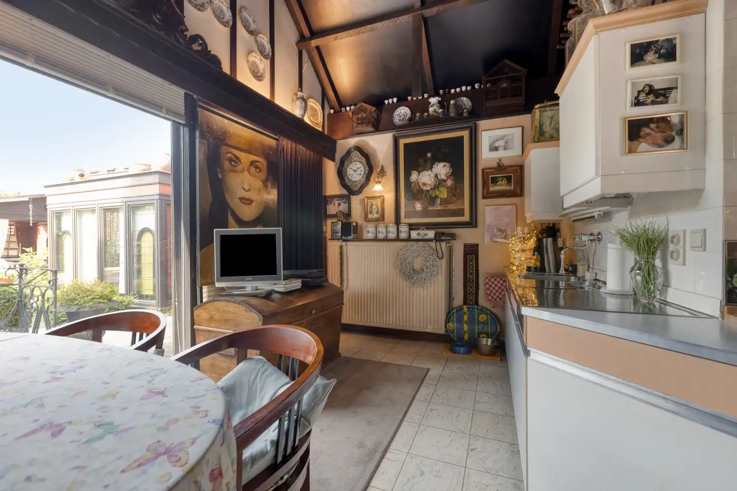 Karaktervolle woning op ruim perceel in Neerharen/Lanaken foto 16