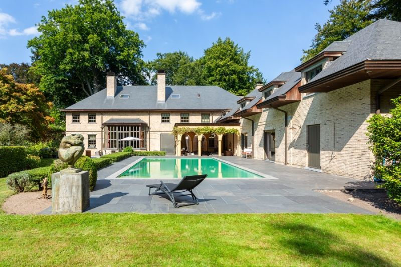 Riante villa in een oase van groen en rust! Toplocatie te "Hoogboom", parktuin! foto {{pictureIndex}}