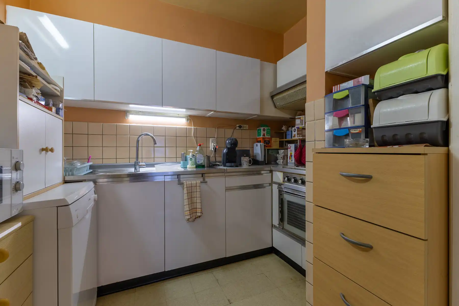 Gunstig gelegen gelijkvloers appartement met kelder foto 6