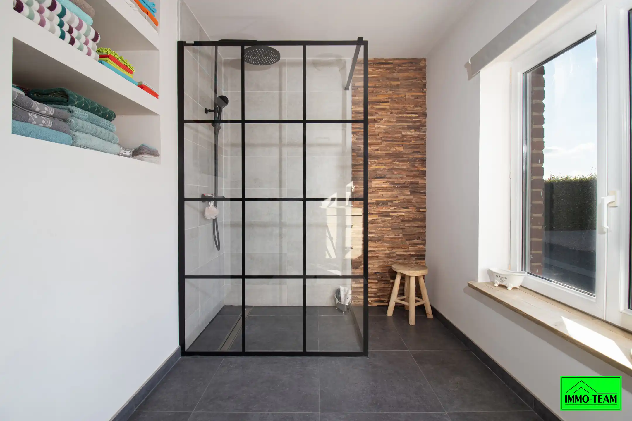 Prachtig gerenoveerde woning met heel wat potentieel foto 11